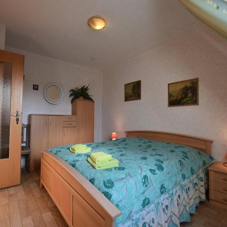 Snug Apartment In Kr Pelin Germany Klein Nienhagen Exteriér fotografie